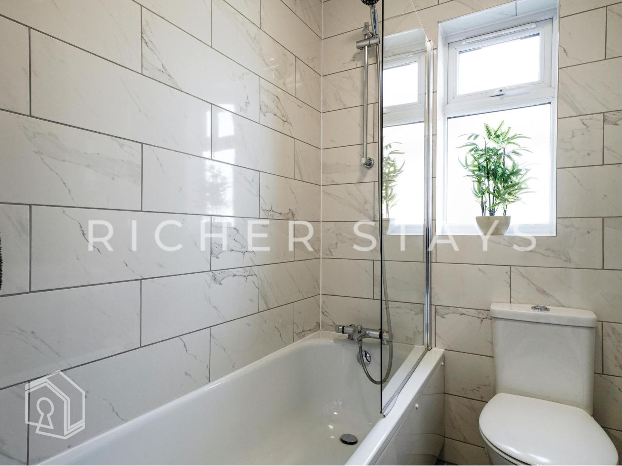 Watford Large 5Br Home - Contractors & Families Exteriör bild