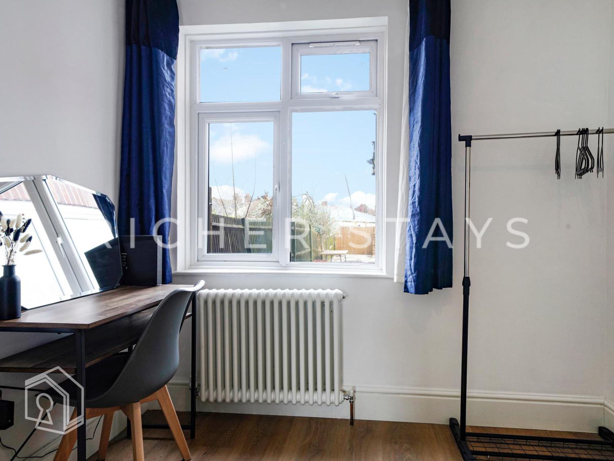 Watford Large 5Br Home - Contractors & Families Exteriör bild